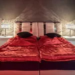 Sleep4You - Luxurious Apartment Near Trade Fair
