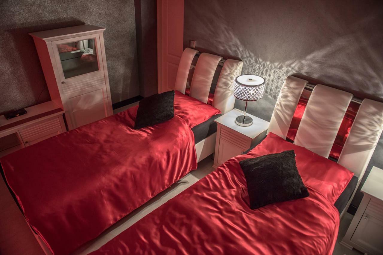 Sleep4you - Luxurious Near Trade Fair Kielce