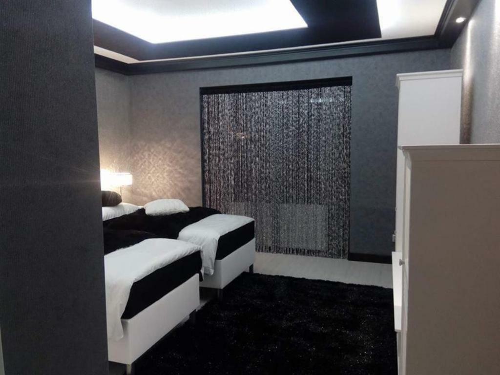 Apartament Sleep4you - Luxurious Near Trade Fair